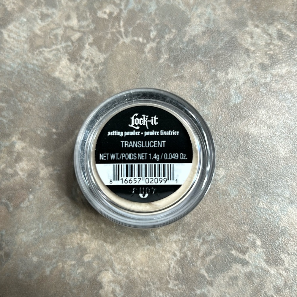 Kat von d translucent powder travel size